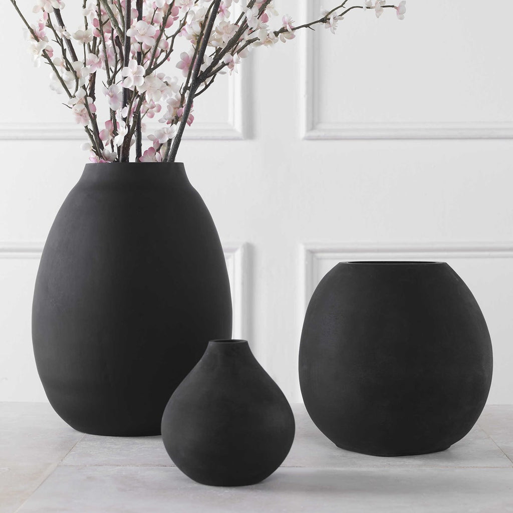 Hearth Matte Black Vases, Set of 3 - Bombay Mercantile