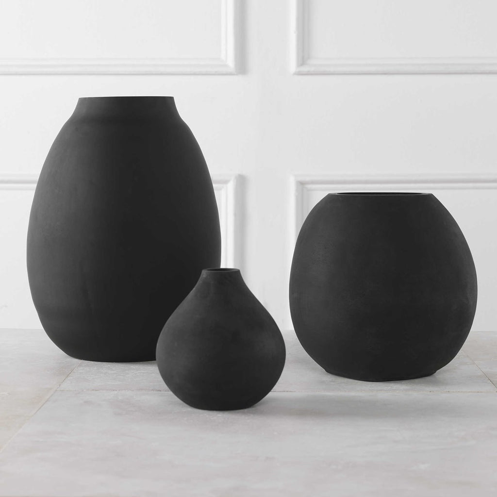 Hearth Matte Black Vases, Set of 3 - Bombay Mercantile