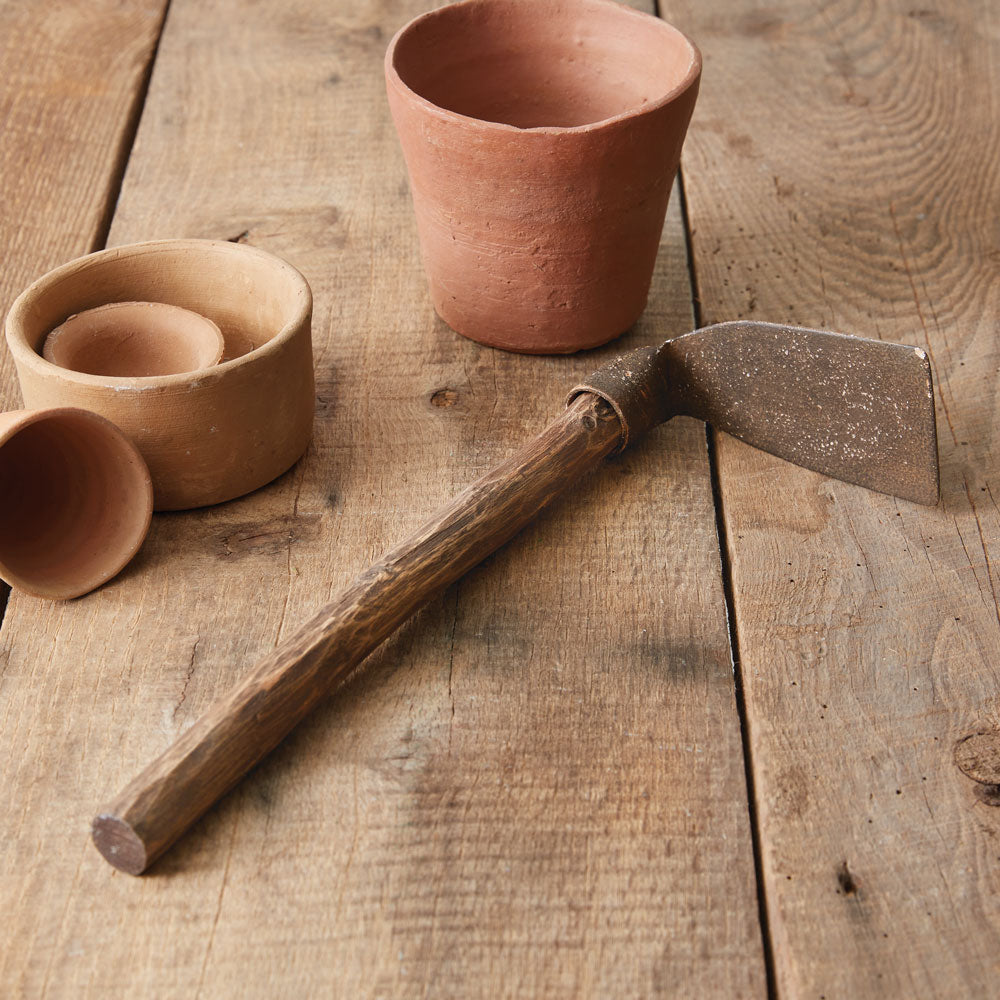 Vintage Hand Garden Hoe - Box of 2 - Bombay Mercantile