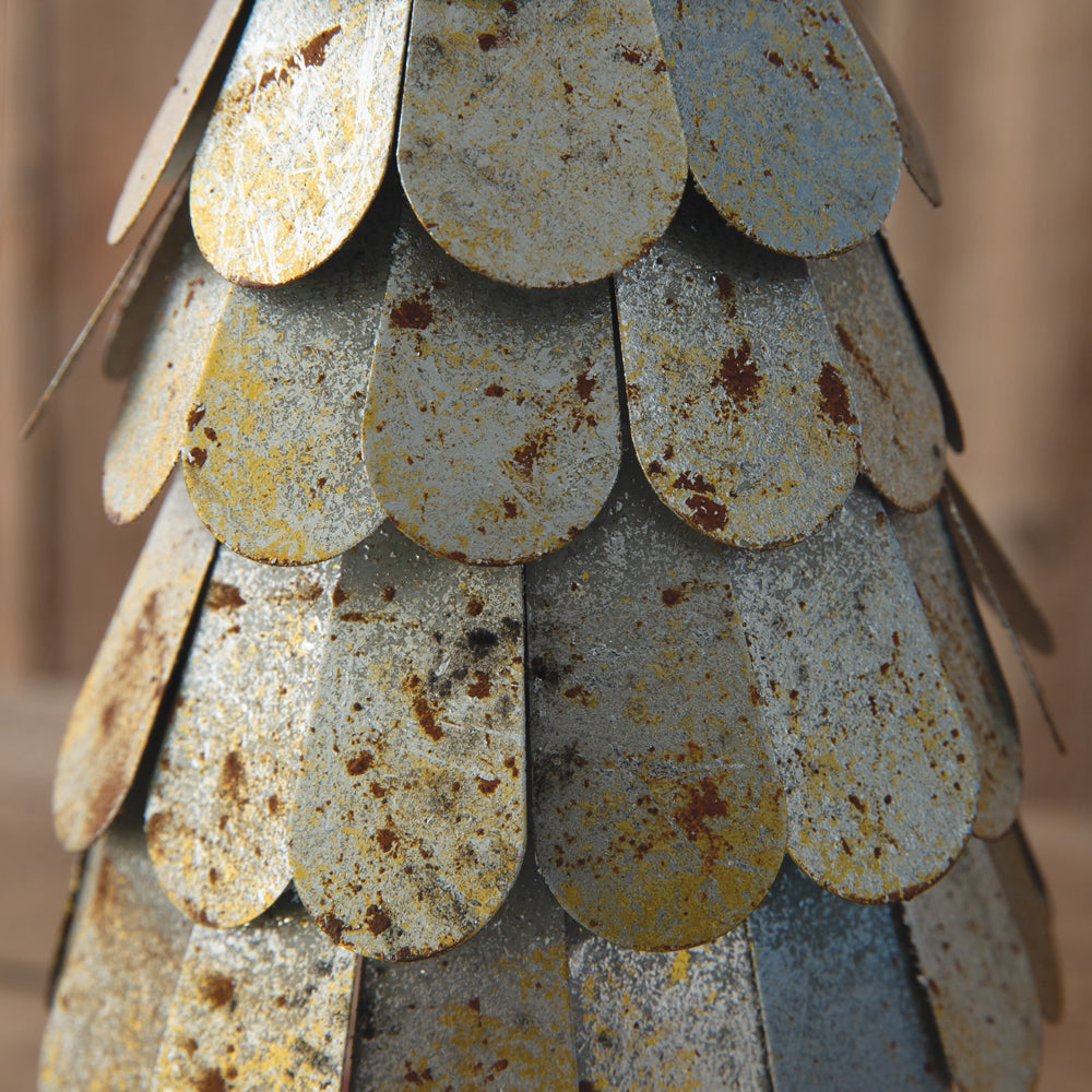 Rustic Radiance Christmas Tree - Bombay Mercantile