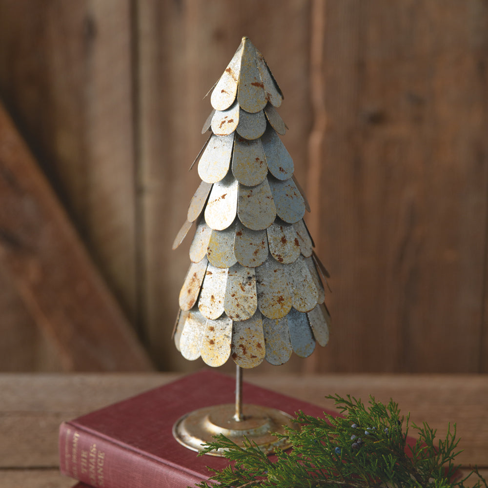 Rustic Radiance Christmas Tree - Bombay Mercantile