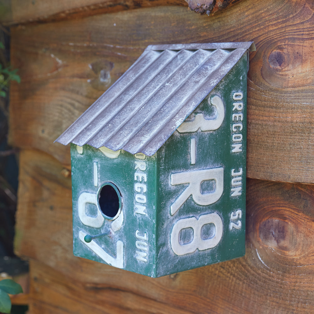 Slanted License Plate Birdhouse - Bombay Mercantile