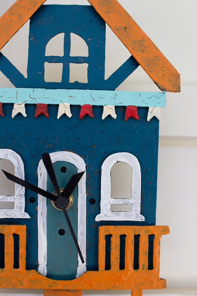 Hand-Painted Metal Beach House Clock - Bombay Mercantile