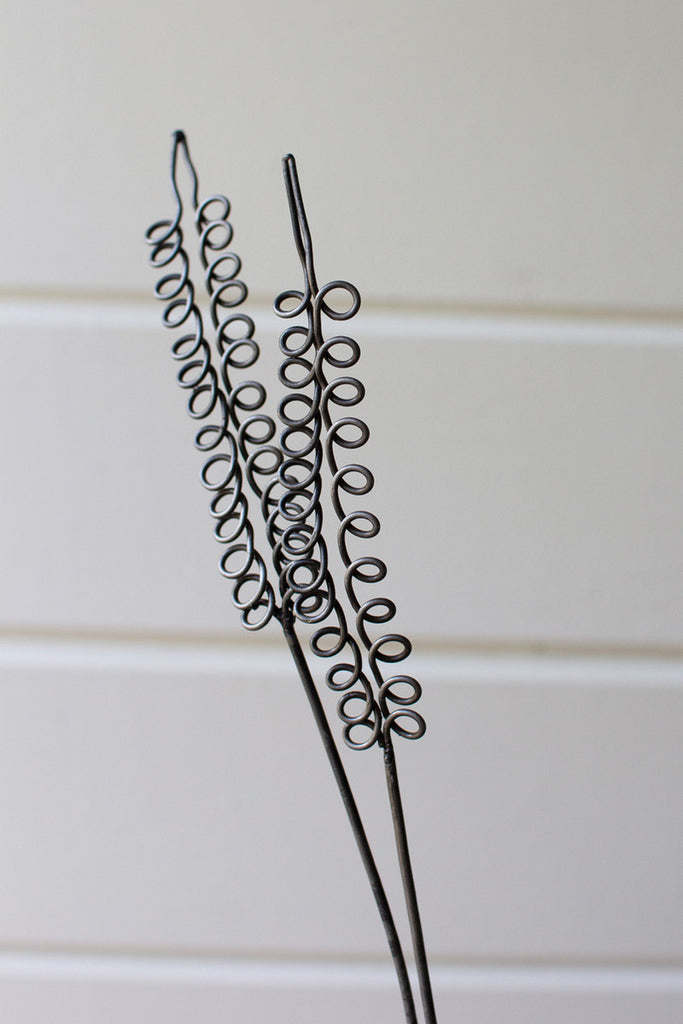 Set of 2 Wire Lake Plants with River Rock Base - Bombay Mercantile