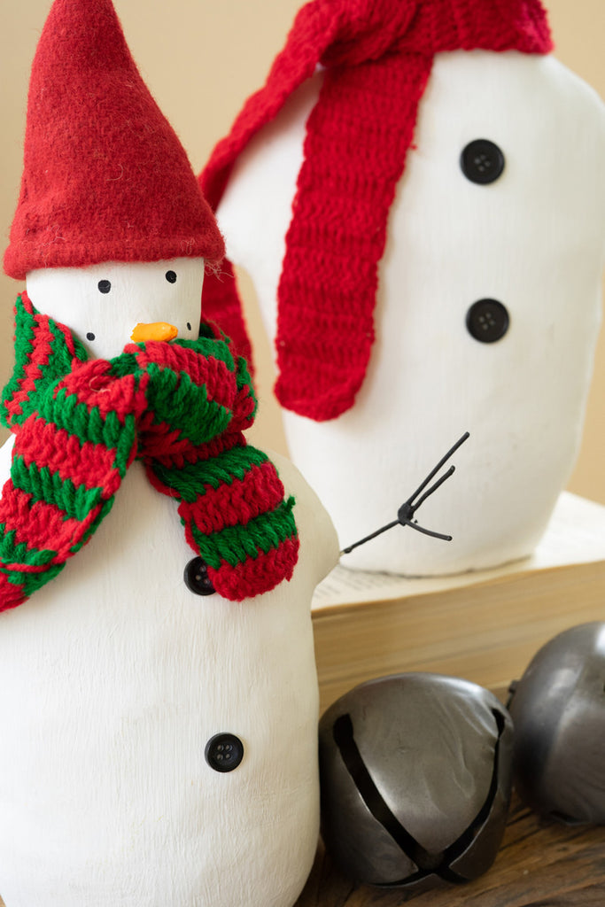 Set of 2 Santa's with Black and Red Hats - Bombay Mercantile