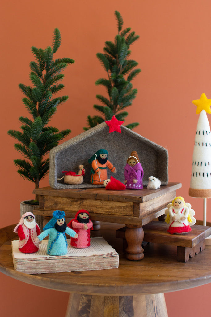 Set of 10 Felt Nativity Set with Stable - Bombay Mercantile