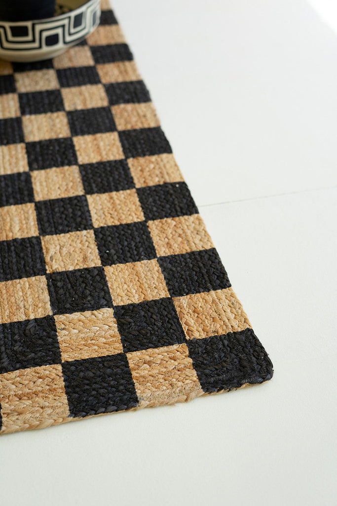 Checkered Seagrass Table Runner, Set of 2 - Bombay Mercantile
