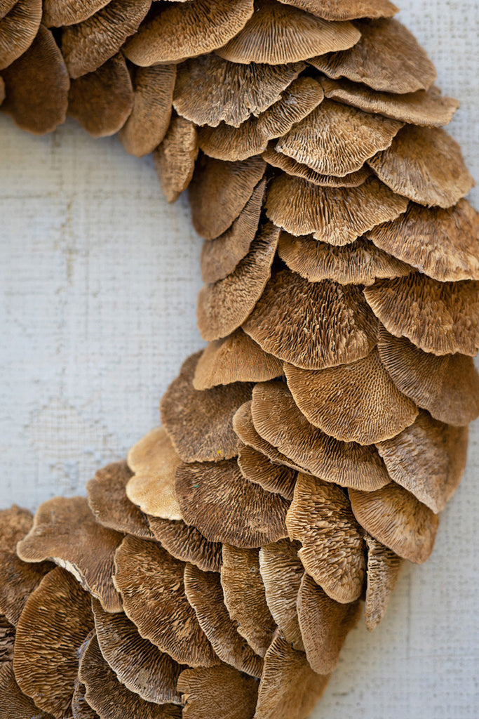 Sponge Mushroom Wreath - Bombay Mercantile