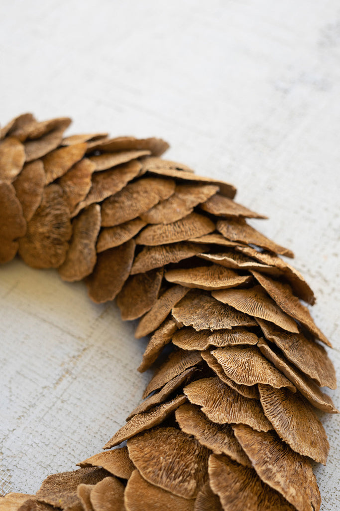 Sponge Mushroom Wreath - Bombay Mercantile