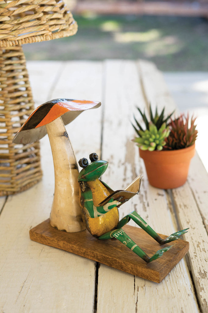 Recycled Iron Frog Leaning on a Mushroom - Bombay Mercantile