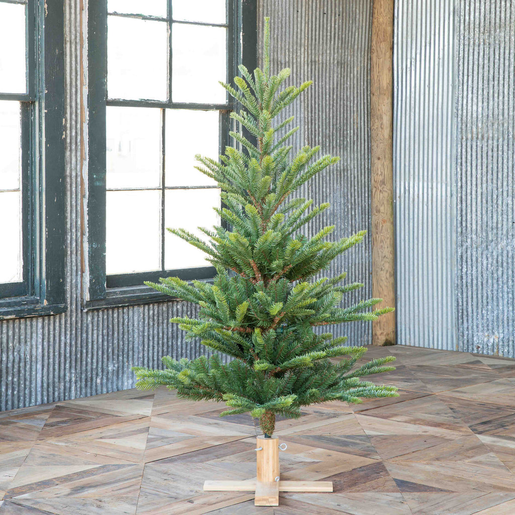 Great Northern Spruce Christmas Tree, 5' - Bombay Mercantile