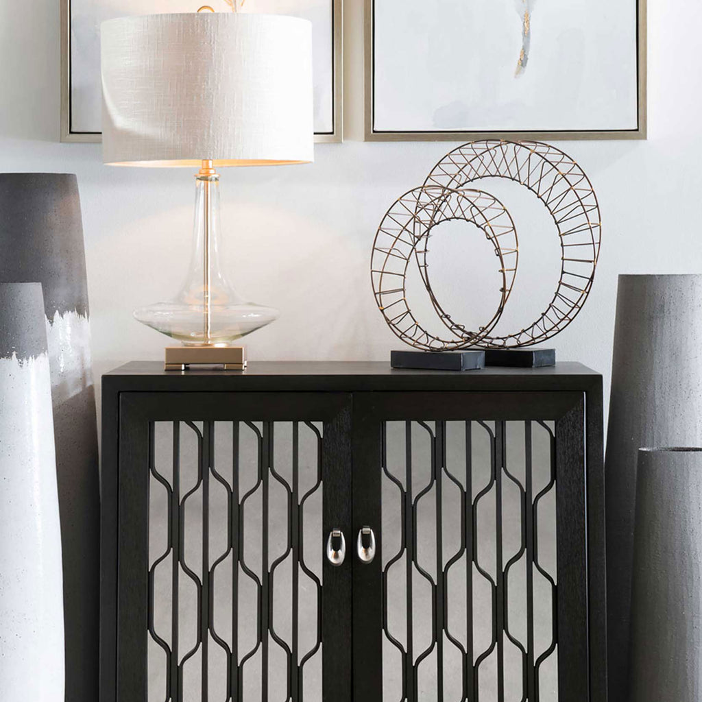 Table lamp with glass globe - The Nifty Decor