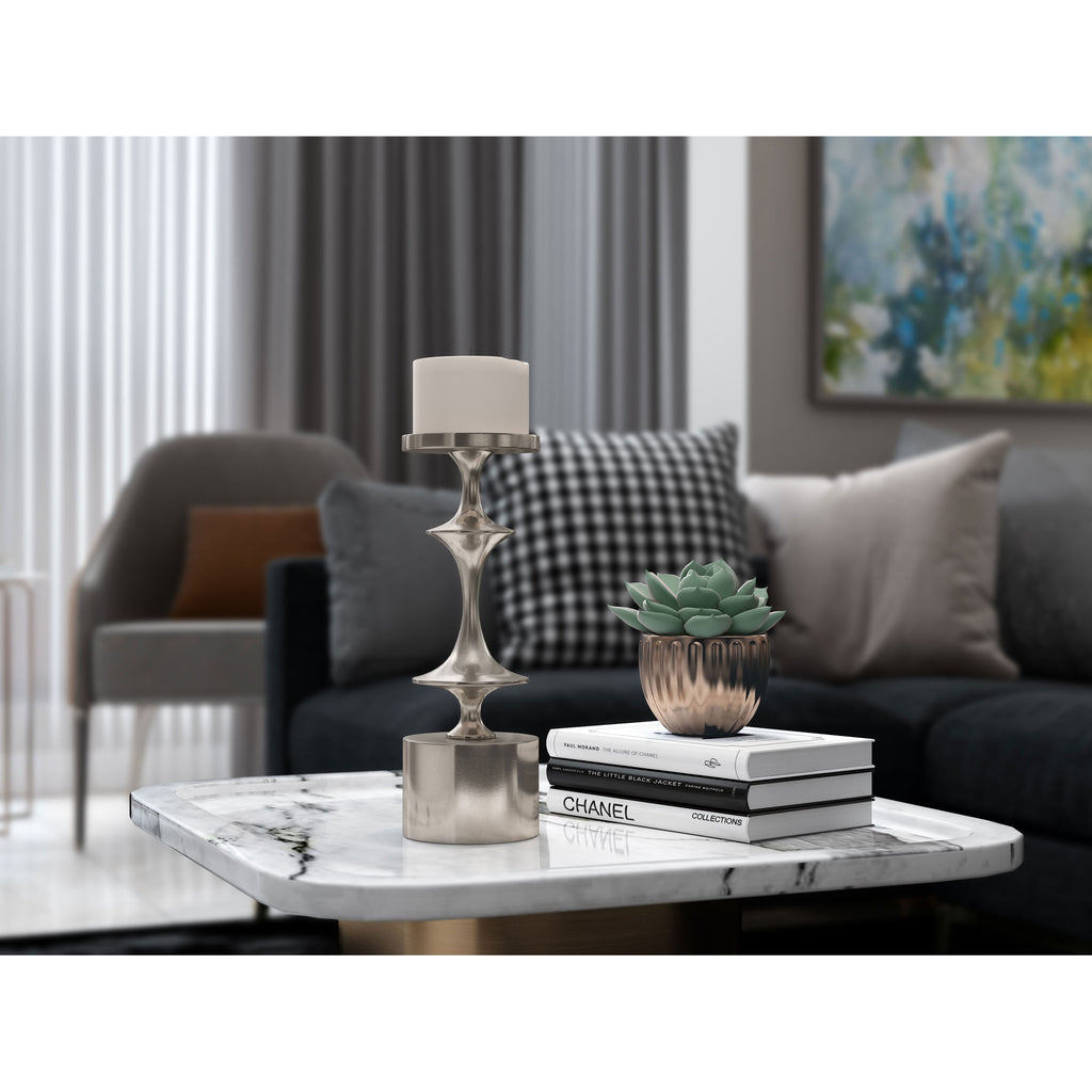Pillar candle holder - The Nifty Decor