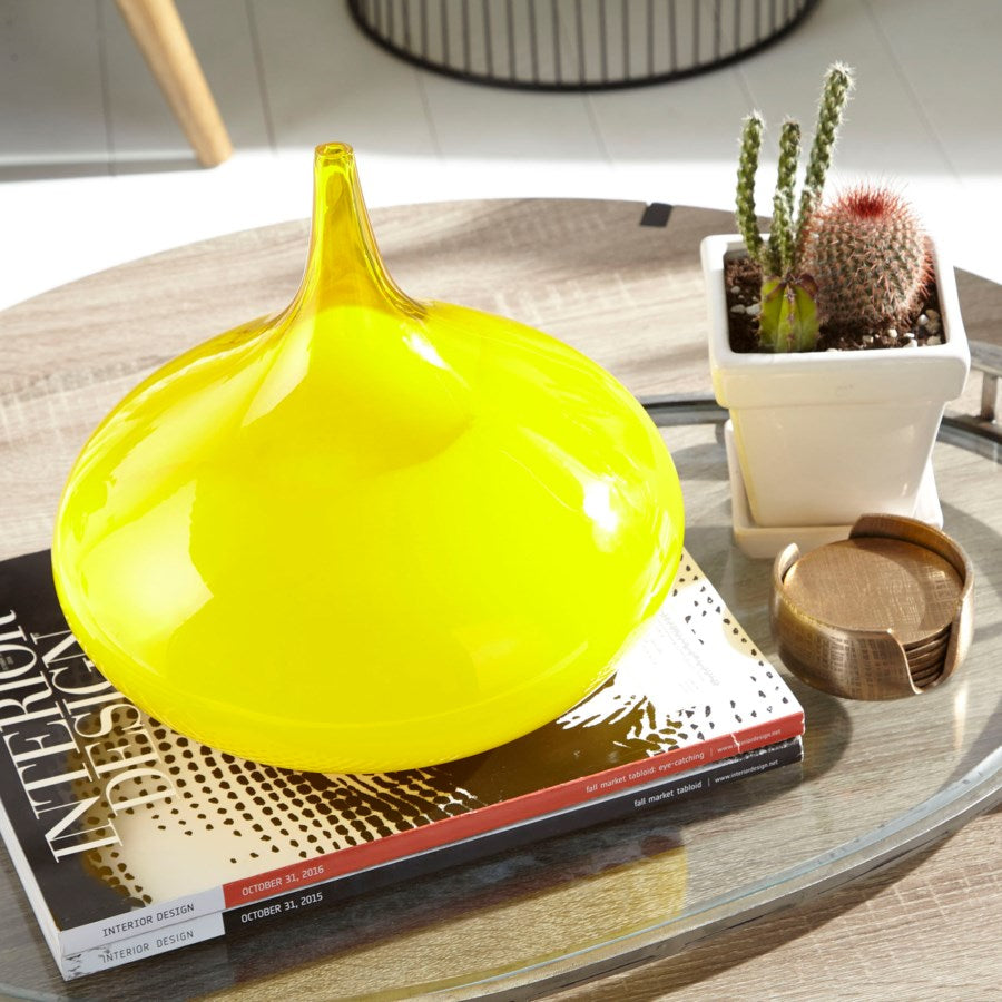 Yellow potteries - The Nifty Decor