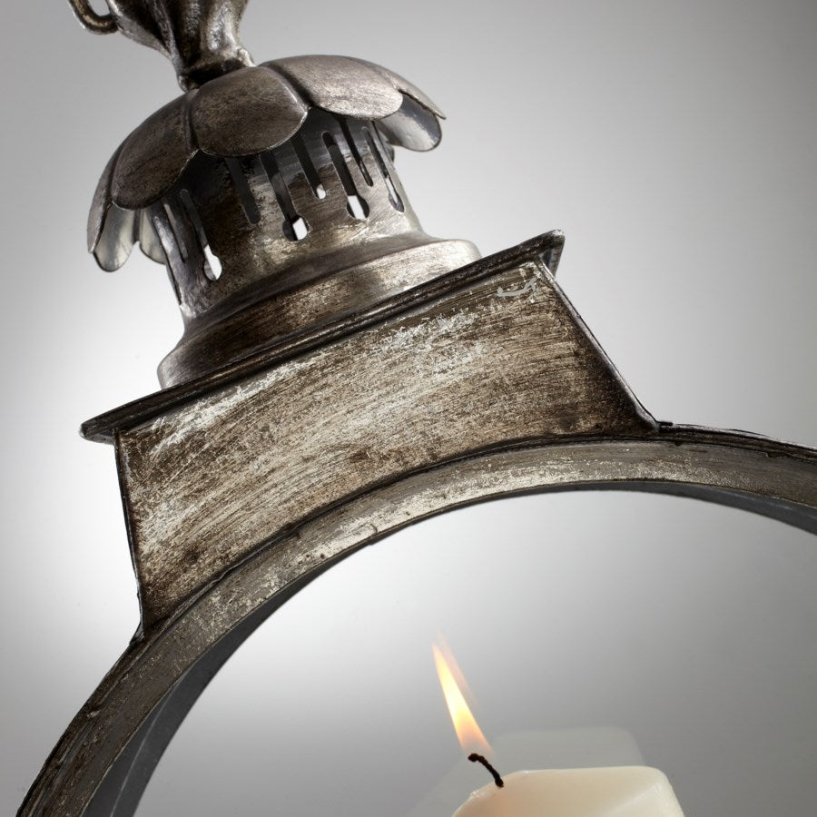 Ornamental holder candleholder - The Nifty Decor