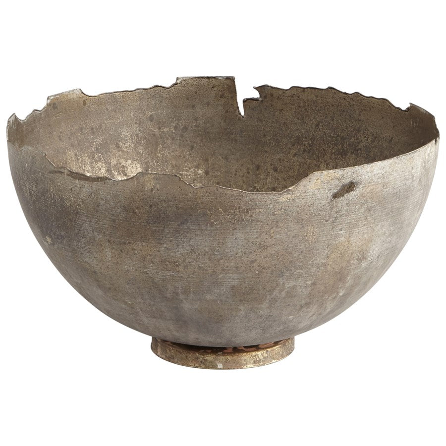 Whitewashed Iron Bowl - The Nifty Decor