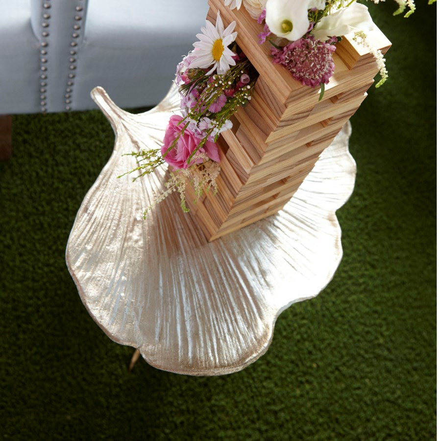 Leaf top side table - The Nifty Decor
