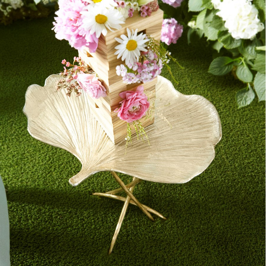 Leaf top side table - The Nifty Decor
