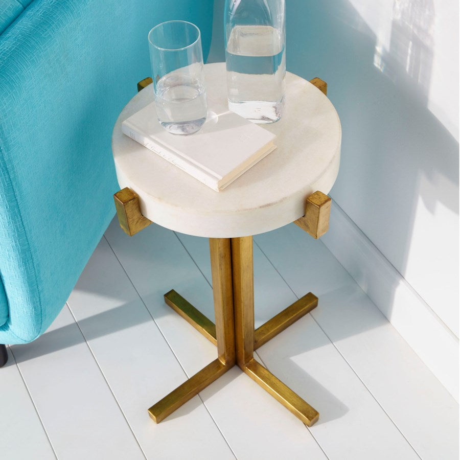 Hooked top side table - The Nifty Decor