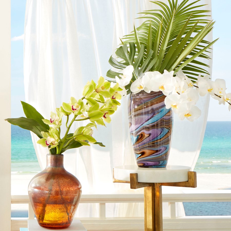 Hooked top side table - The Nifty Decor