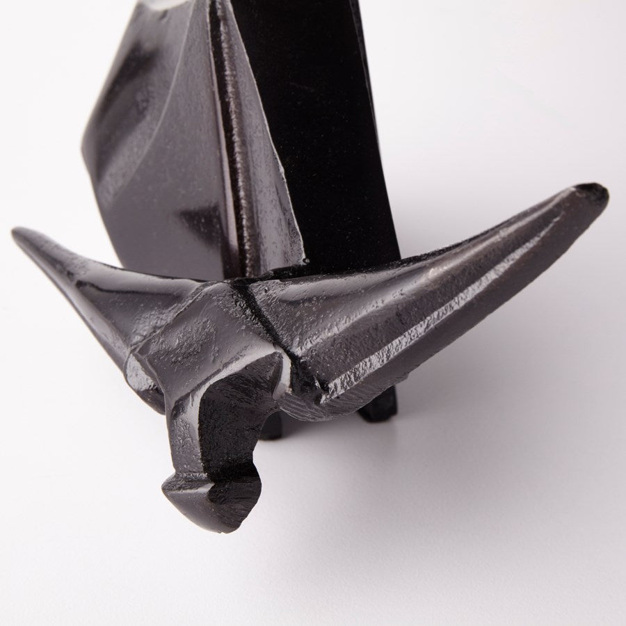 Rhino sculpture - The Nifty Decor