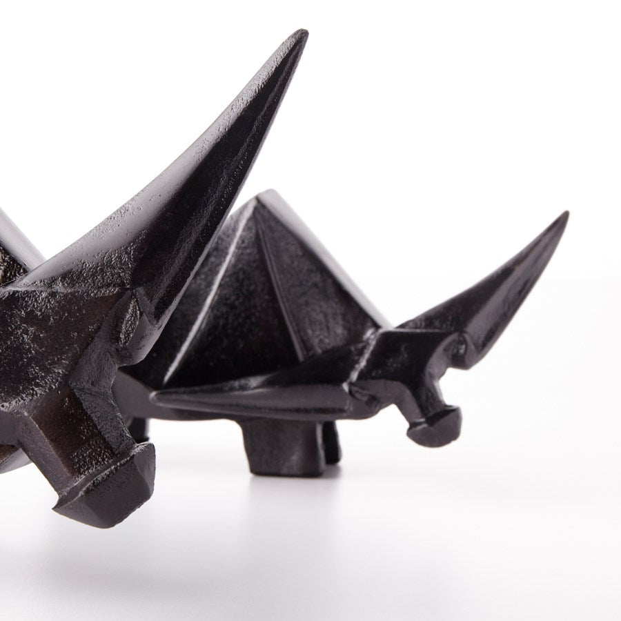 Rhino sculpture - The Nifty Decor