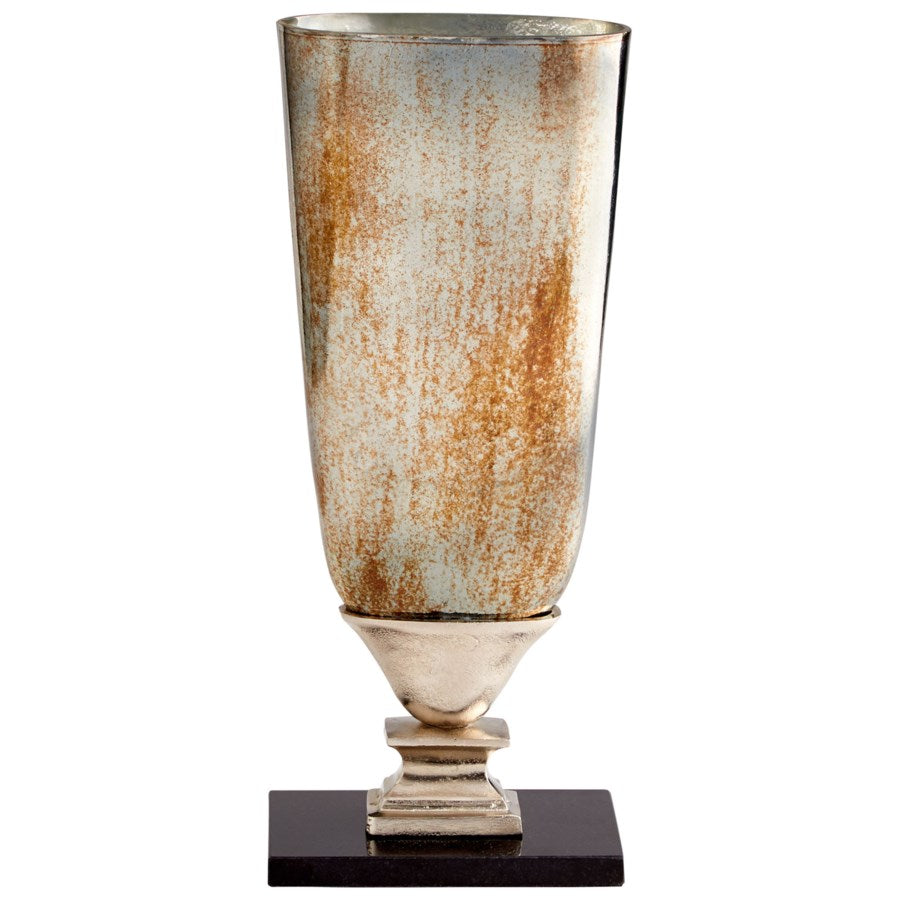Trophy Shape Vase - The Nifty Decor