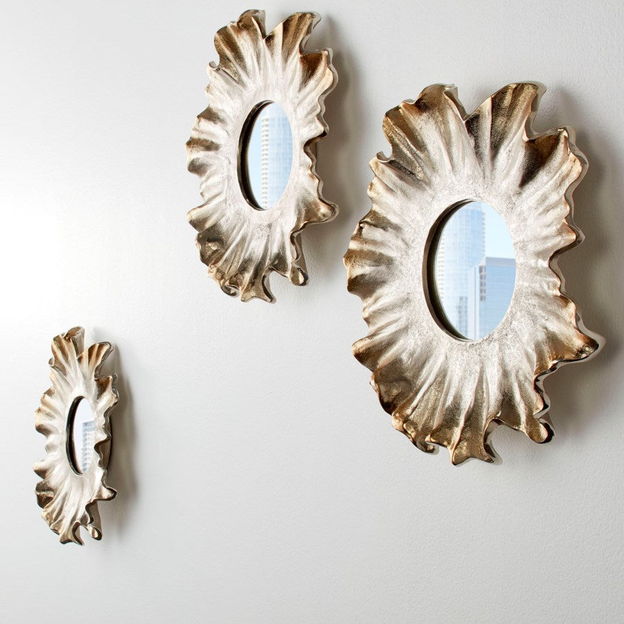 Crumpling waves mirror - The Nifty Decor