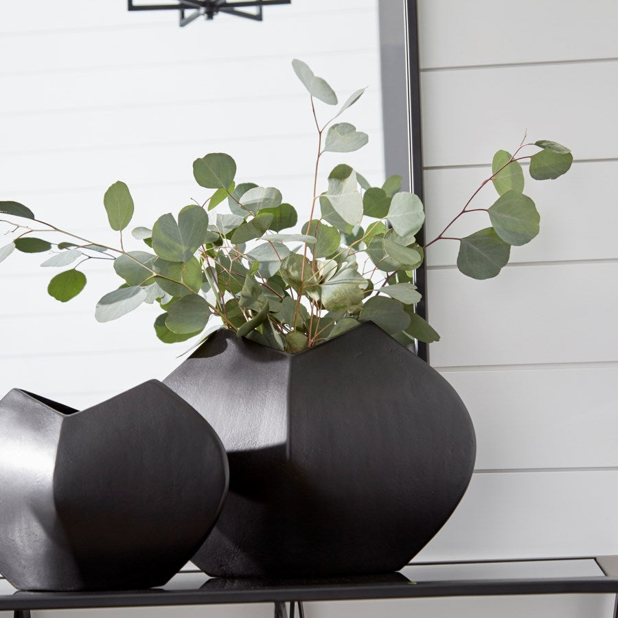 Boat shape aluminium Vase - The Nifty Decor