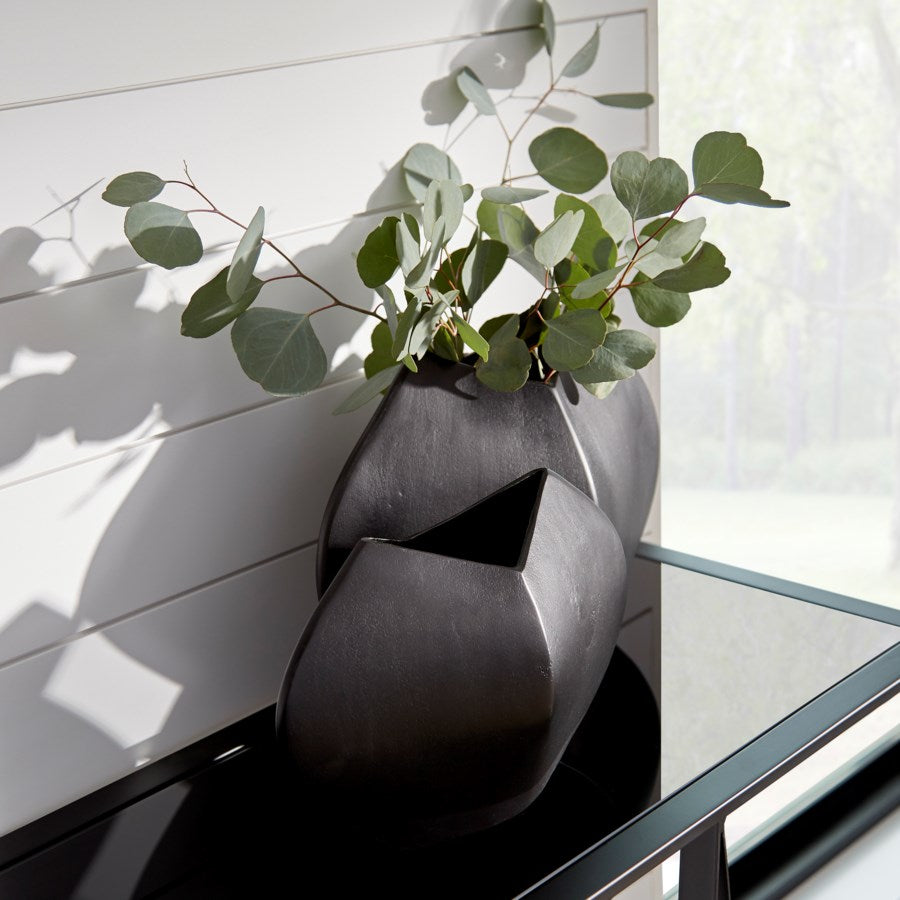 Boat shape aluminium Vase - The Nifty Decor