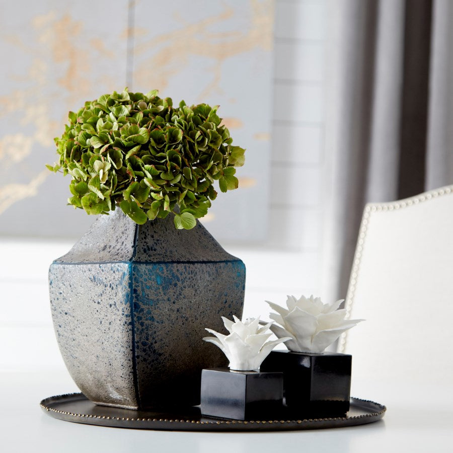 Antique Black round iron tray - The Nifty Decor