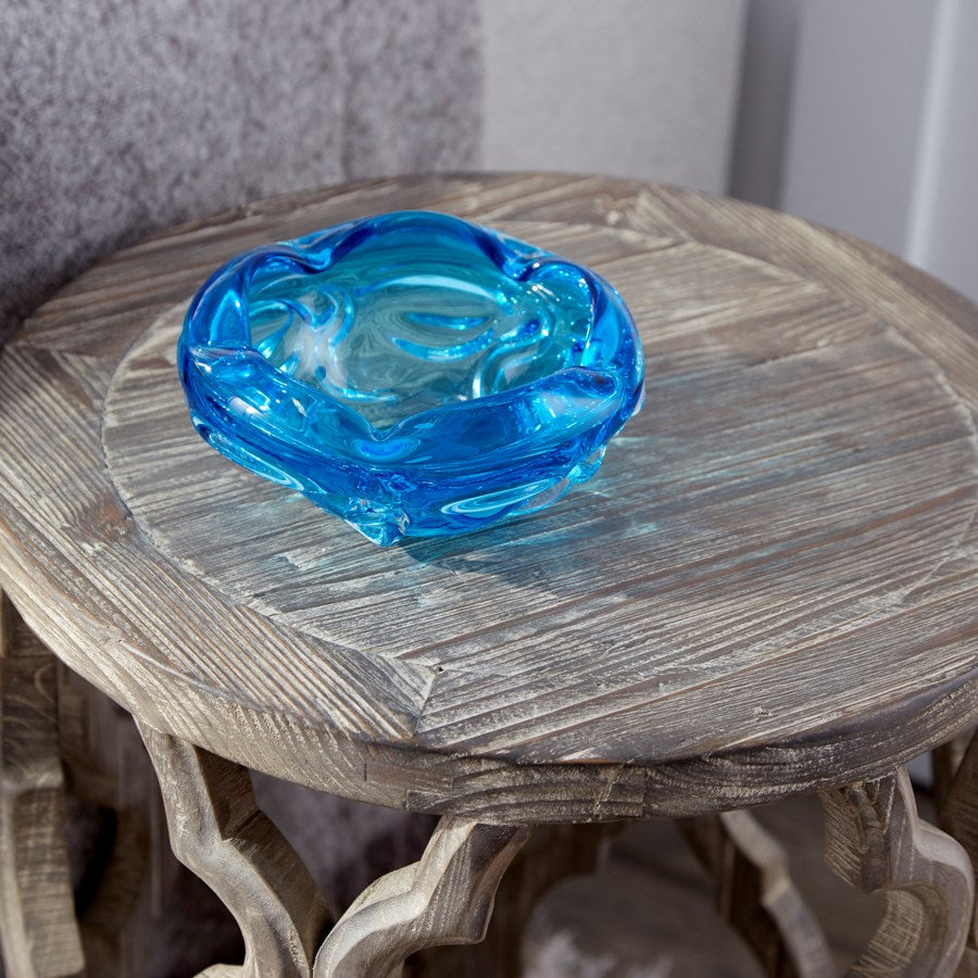 Pine wood side table - The Nifty Decor