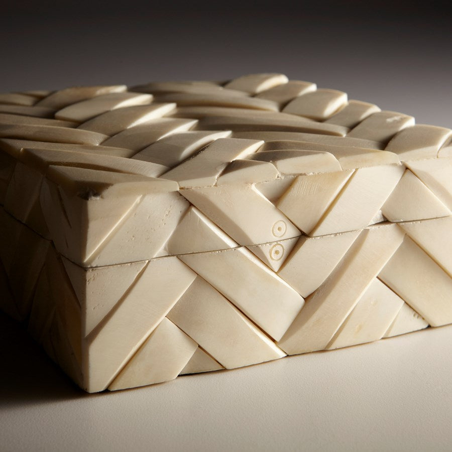 Criss cross Bone and Wood container - The Nifty Decor
