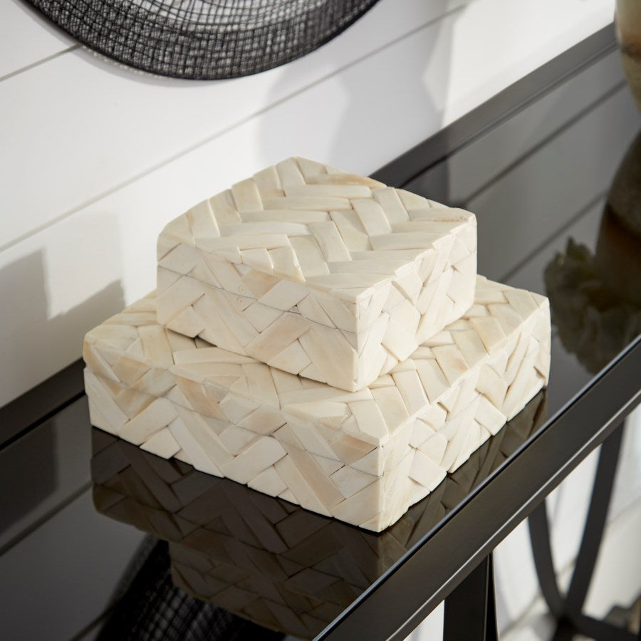 Criss cross Bone and Wood container - The Nifty Decor
