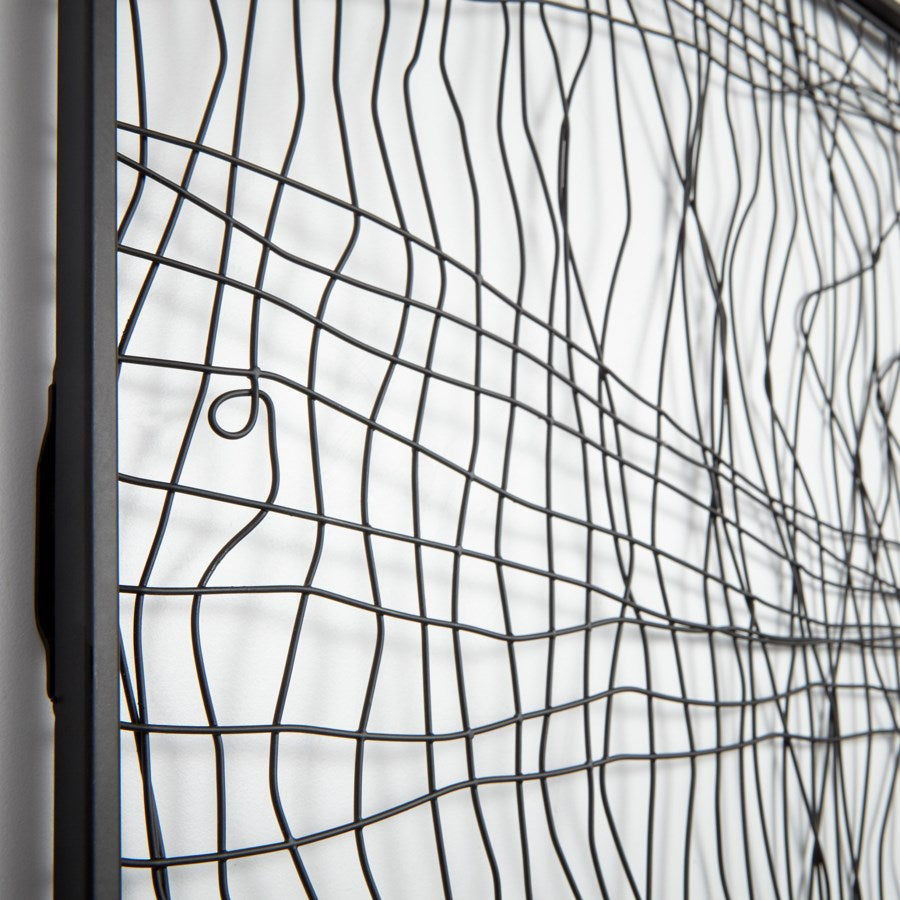 Criss cross iron wire wall decor - The Nifty Decor