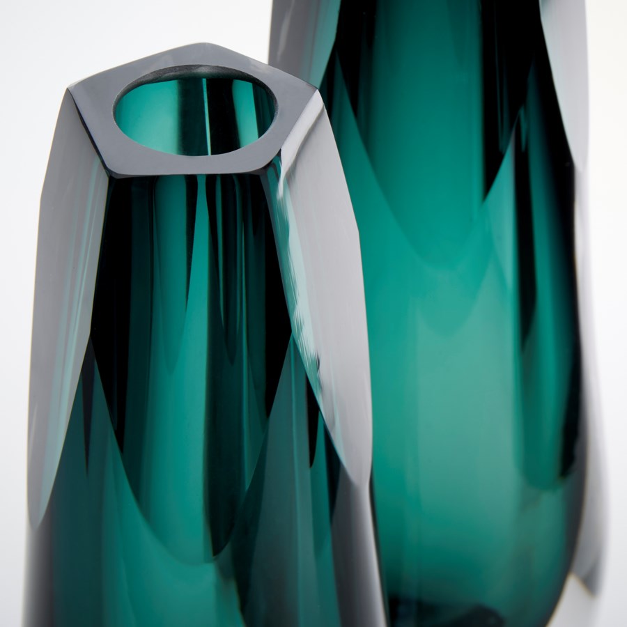 Green drop shape vase - The Nifty Decor