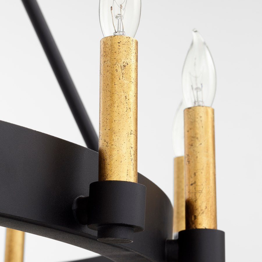 Wagon wheel-shaped chandelier - The Nifty Decor