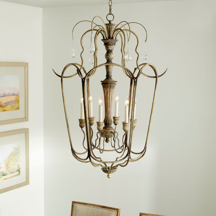 Classic Italian chandelier - The Nifty Decor