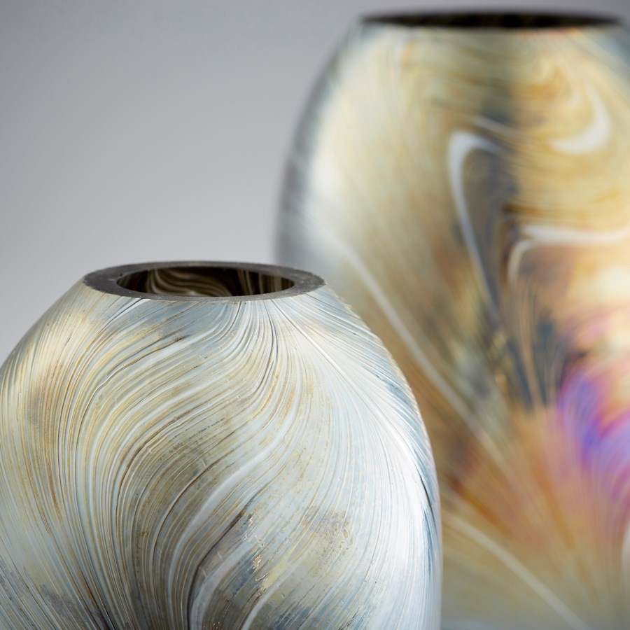 Wavy color Glass Vase - The Nifty Decor