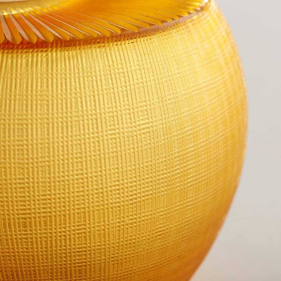 Amber Glass Vase - The Nifty Decor