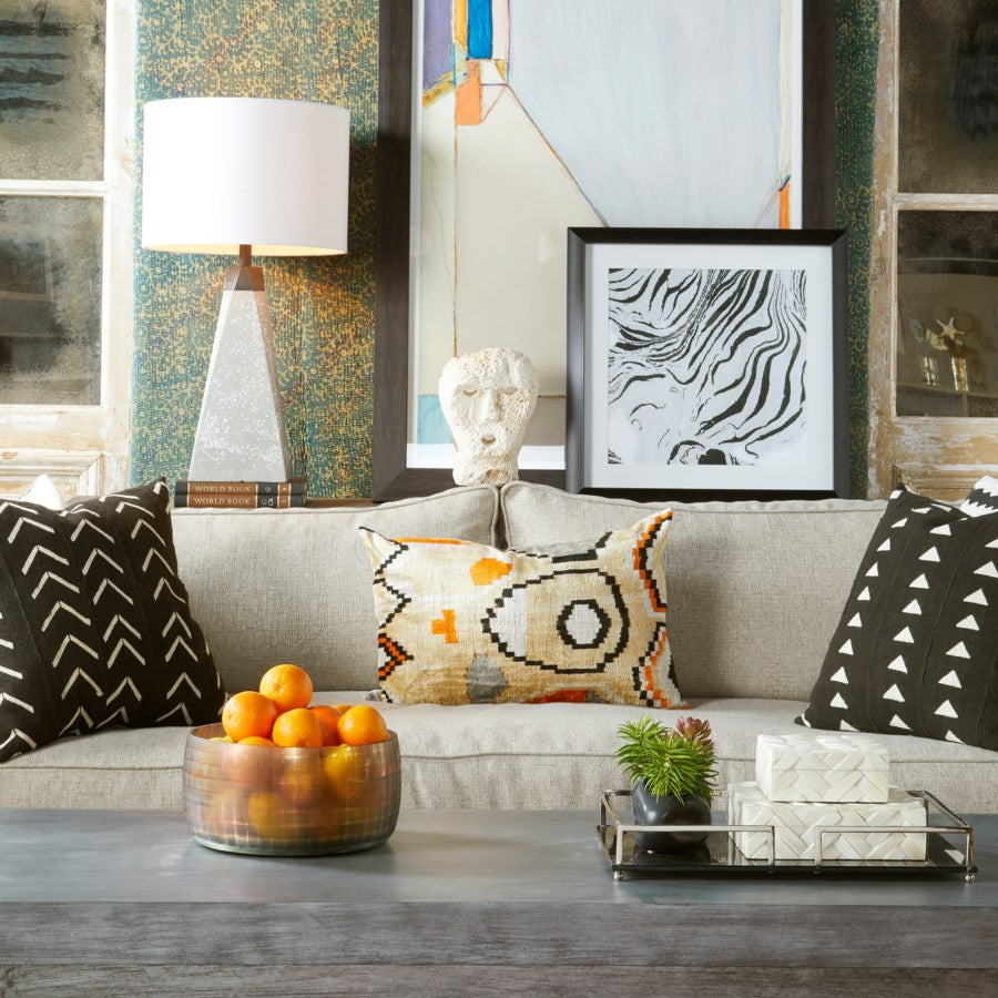 Cross-hatched design Vase - The Nifty Decor