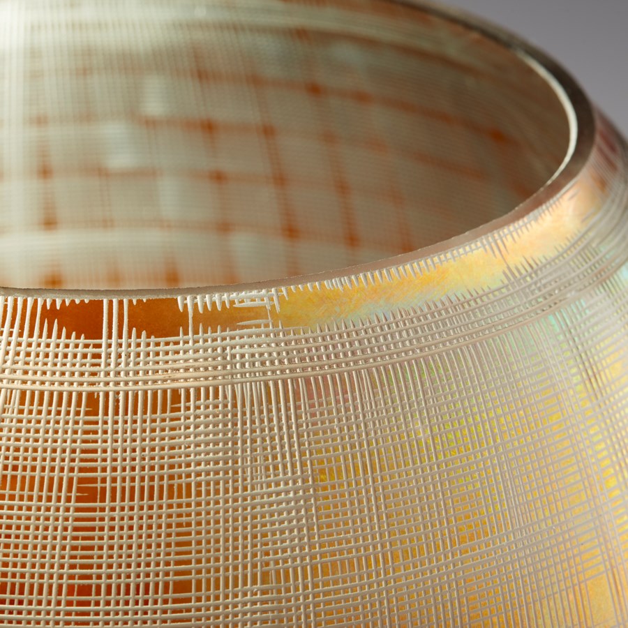 Cross-hatched design Vase - The Nifty Decor