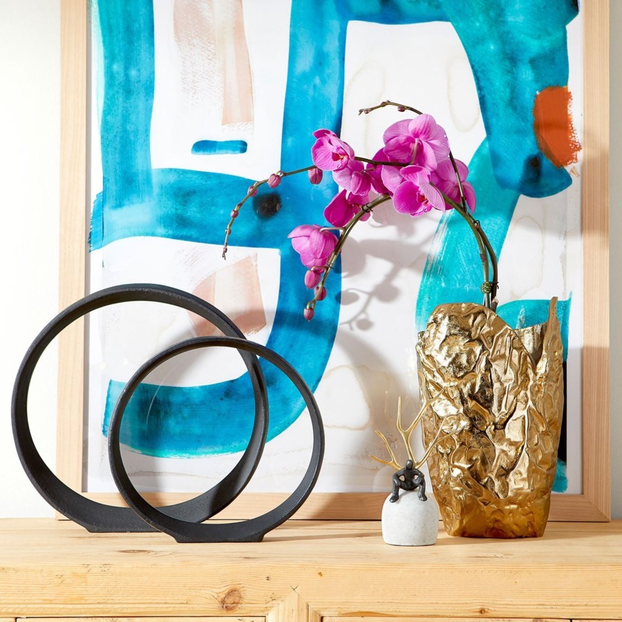 Hammered metal Golden Vase - The Nifty Decor