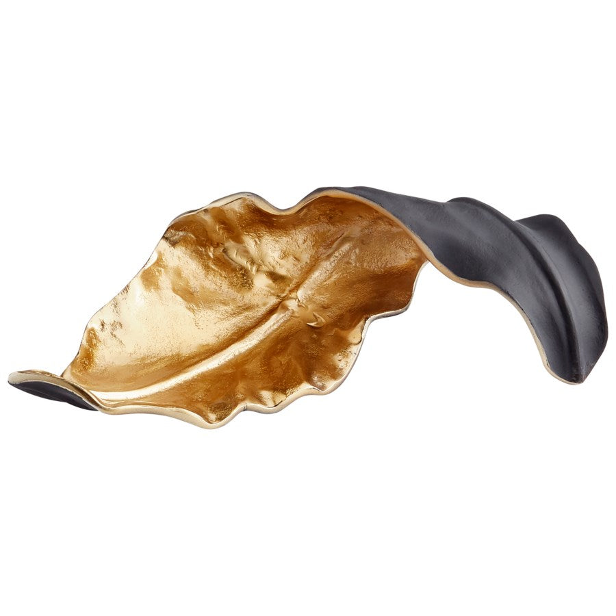 Curling fall leaf resembling Sculpture - The Nifty Decor