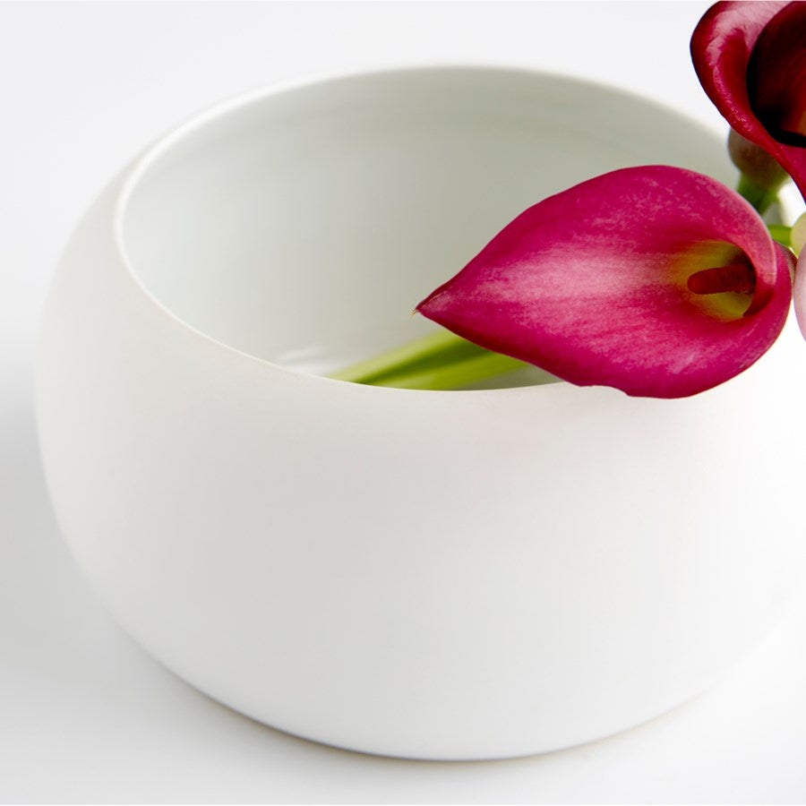 White Ceramic round bowl - The Nifty Decor
