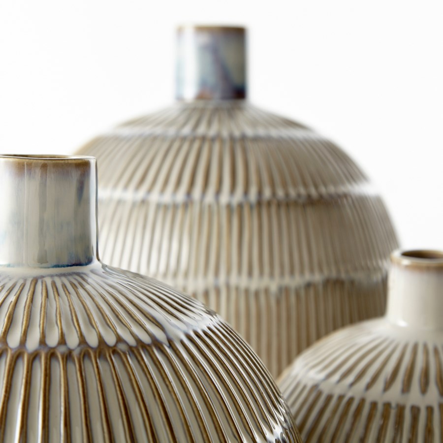 Saxon vase - The Nifty Decor