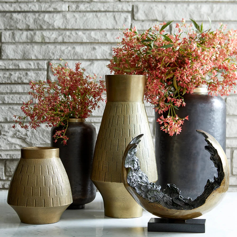 Gold Aria Vase - Bombay Mercantile
