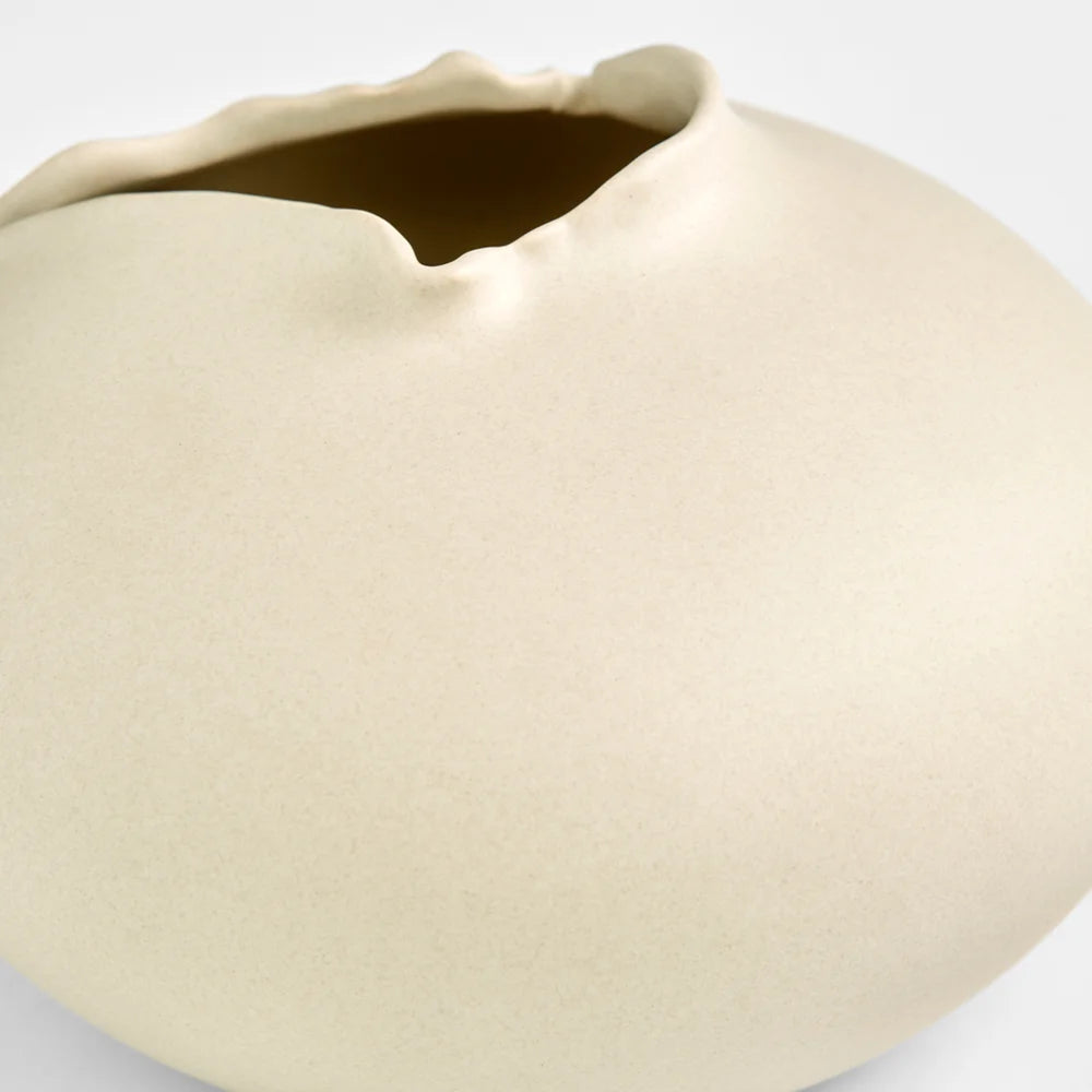 White Tambora Vase - Bombay Mercantile