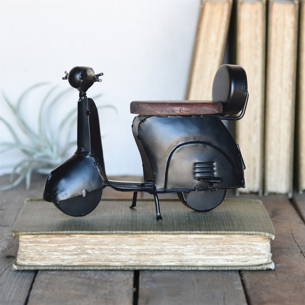 Iron Scooter - The Nifty Decor