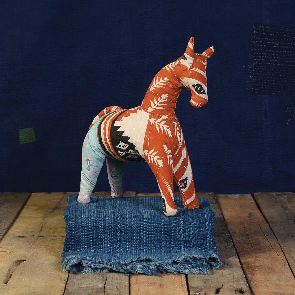 Kantha Horse - The Nifty Decor